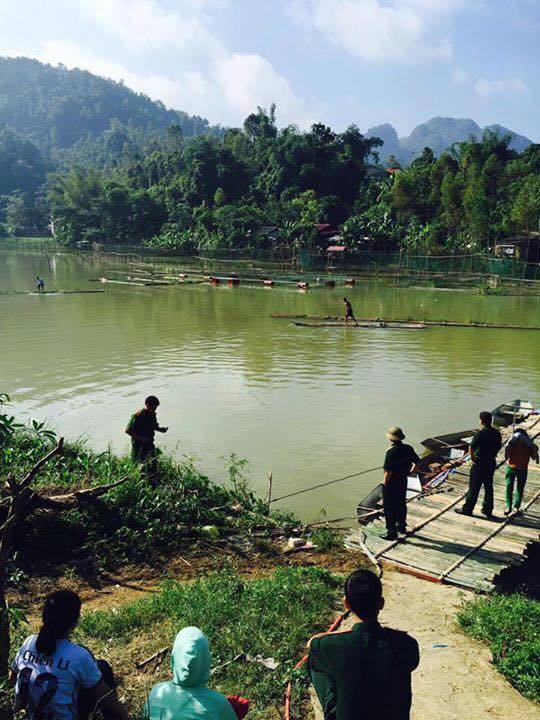 Lạng Sơn: Cứu bạn gái bị trượt chân ngã xuống sông, nam thanh niên tử vong thương tâm - Ảnh 1.