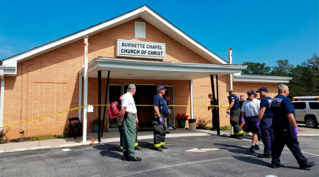 Mỹ: Nổ súng ở nhà thờ, ít nhất 7 người thương vong - Ảnh 1.