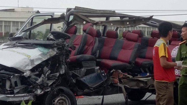 Vụ tai nạn kinh hoàng khiến 6 người tử vong ở Tây Ninh: Nguyên nhân do tài xế xe khách 16 chỗ ngủ gật dẫn đến vượt tuyến, lấn làn - Ảnh 2.