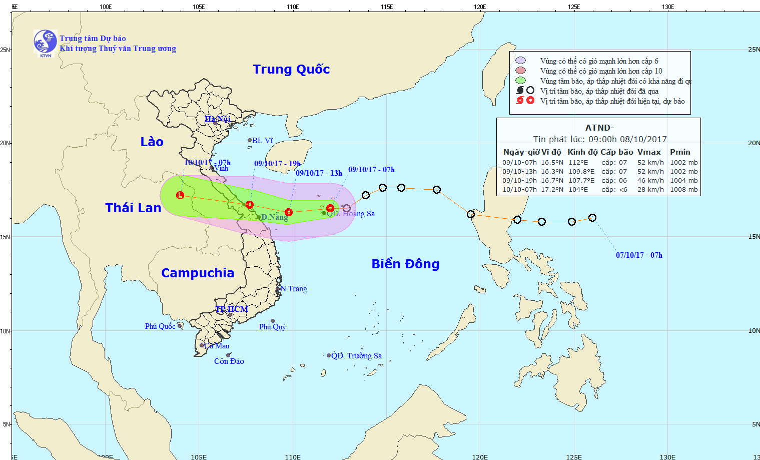 Áp thấp nhiệt đới đang áp sát miền Trung, sẽ gây mưa rất to - Ảnh 1.