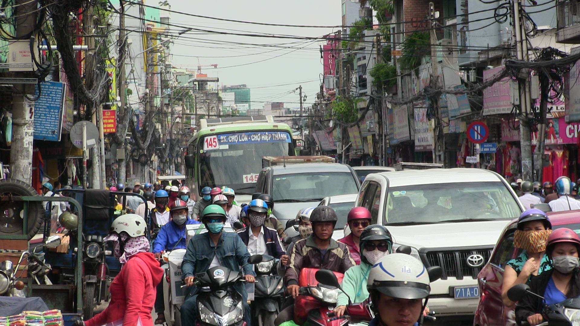 TP. HCM: Đi học về, con choáng váng khi biết cha mẹ bỏng nặng nghi do tự đốt nhà sau cãi vã - Ảnh 3.