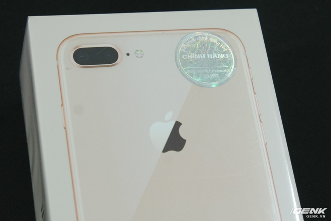 Mở hộp iPhone 8 và iPhone 8 Plus chính hãng do FPT Trading phân phối: Mã LL/A, ZP/A như hàng xách tay! - Ảnh 4.