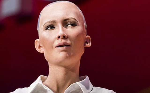 Tiết lộ: V&igrave; sao robot Sophia th&ocirc; v&agrave; xấu, kh&ocirc;ng đẹp như Jia Jia của Trung Quốc? - Ảnh 2.