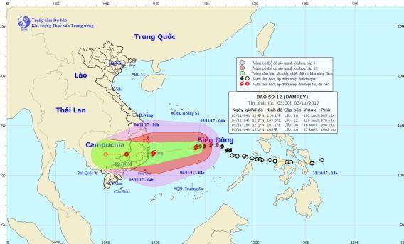 Bão số 12 tiếp tục mạnh lên, gây mưa rất to từ Quảng Trị đến Bình Thuận - Ảnh 1.