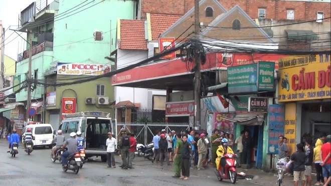  Người phụ nữ chết cháy trong tiệm kinh doanh linh kiện điện thoại lúc rạng sáng - Ảnh 2.