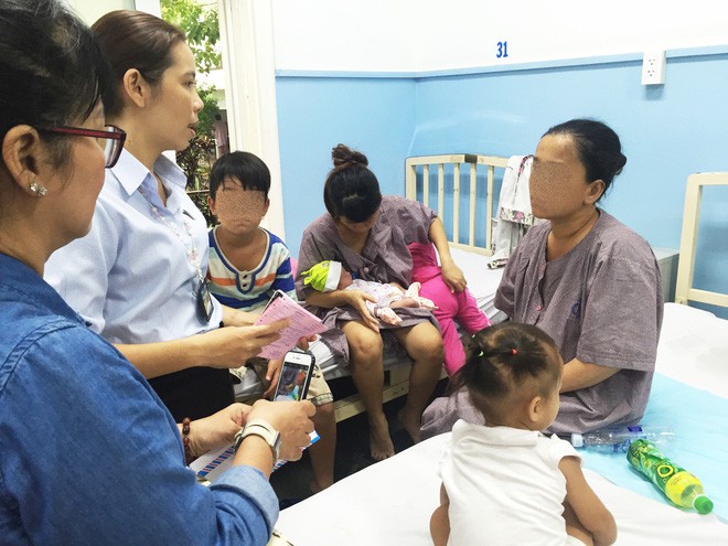 Có một nữ điều dưỡng ở Sài Gòn 26 năm cưu mang trẻ sơ sinh bị mẹ “đẻ xong rồi bỏ rơi” - Ảnh 1.