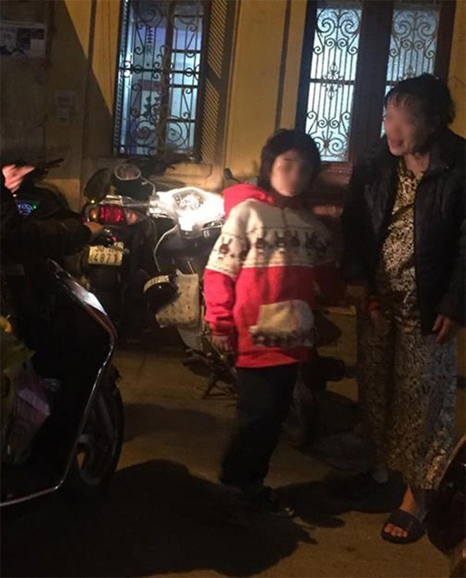 Hành trình chạy trốn khỏi ngục tù của bé trai 10 tuổi nghi bị bố và mẹ kế bạo hành ở Hà Nội - Ảnh 2.