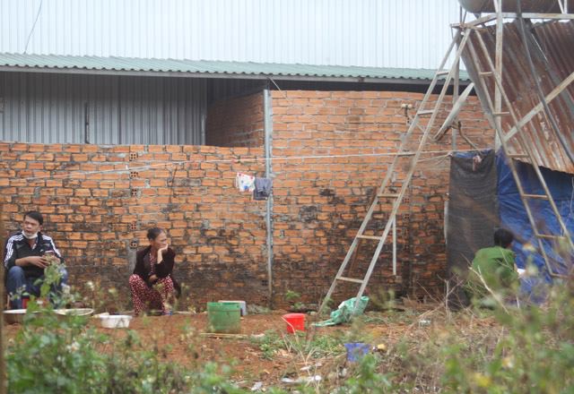 Bảo mẫu bạo hành dã man bé trai 2 tuổi ở Đắk Nông: Lời khai của người phụ nữ đánh trẻ - Ảnh 2.