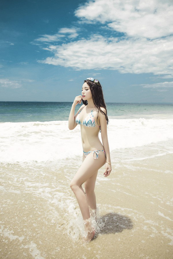 Lặn một hồi sau bão scandal, Kỳ Duyên bất ngờ khoe dáng siêu nuột với bikini nóng bỏng - Ảnh 11.