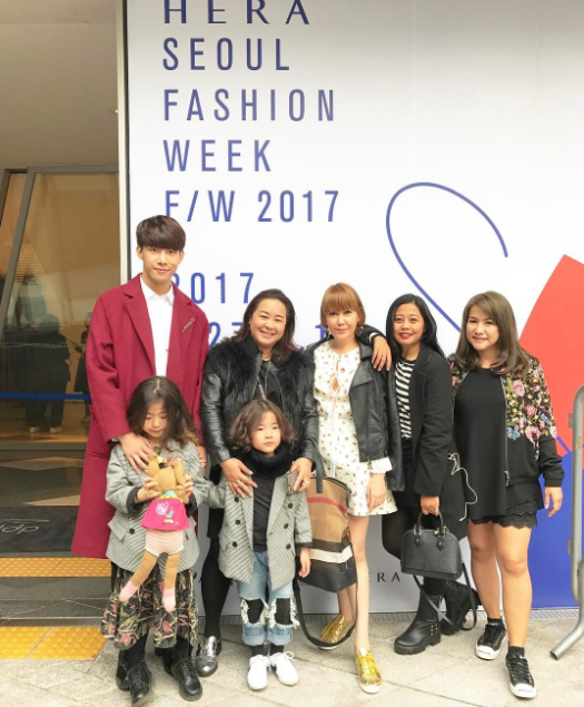 Fashionista nhí cũng lên đồ kĩ và chất không kém tại Tuần lễ thời trang Seoul - Ảnh 11.