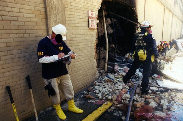Những hình ảnh về Lầu Năm Góc lần đầu tiên được công bố sau thảm họa 11/9 - Ảnh 10.