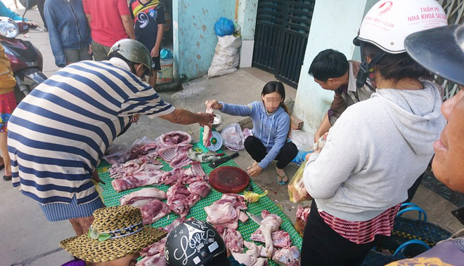  Thực hư chuyện thịt heo 100.000/3kg b&aacute;n tr&agrave;n lan khắp lề đường S&agrave;i G&ograve;n - Ảnh 11.