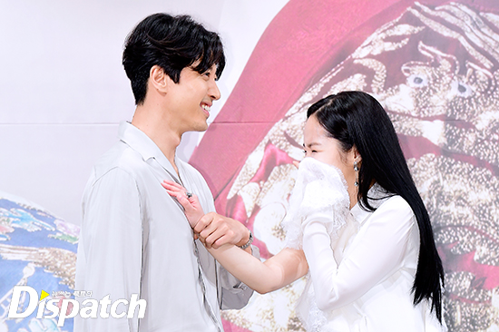 Nữ ho&agrave;ng dao k&eacute;o Park Min Young đọ sắc c&ugrave;ng mỹ nh&acirc;n v&ocirc; danh, Lee Dong Gun tiều tụy sau khi l&agrave;m bố - Ảnh 14.