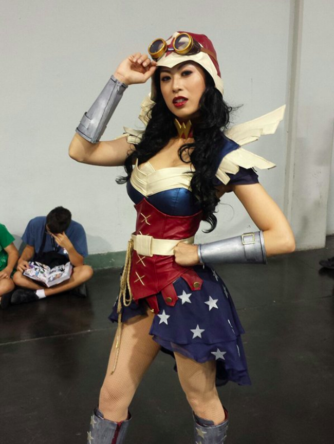 Ngắm dung nhan 14 cô gái cosplay Wonder Woman xinh lung linh như trong phim - Ảnh 25.