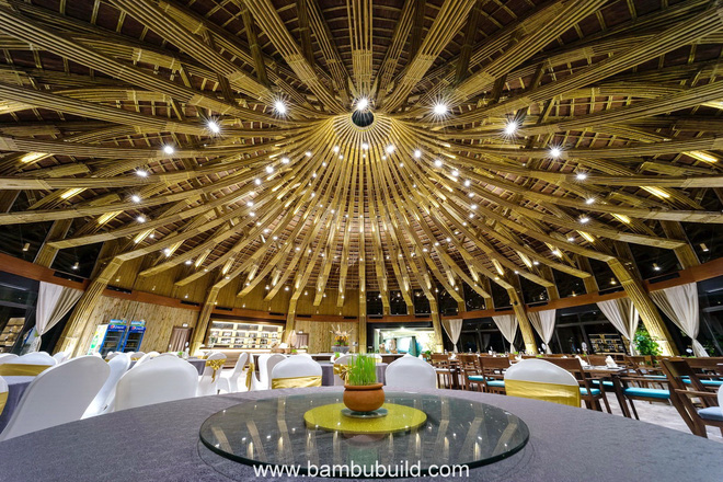 Nhà hàng hình nón làm từ 150.000 cây tre ở Kim Bôi khiến tạp chí kiến trúc Mỹ hết lời khen ngợi - Ảnh 17.