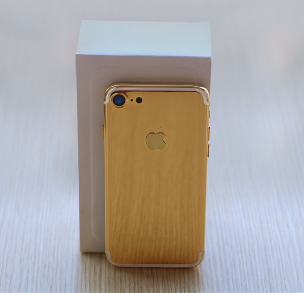 iPhone 7 mạ vàng cho Valentine được chào giá từ 35 triệu đồng - Ảnh 3.