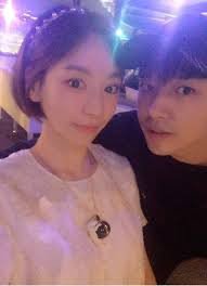 Vợ sắp cưới của Yoochun không chỉ giàu mà còn chơi thân với nhiều sao Hàn - Ảnh 7.