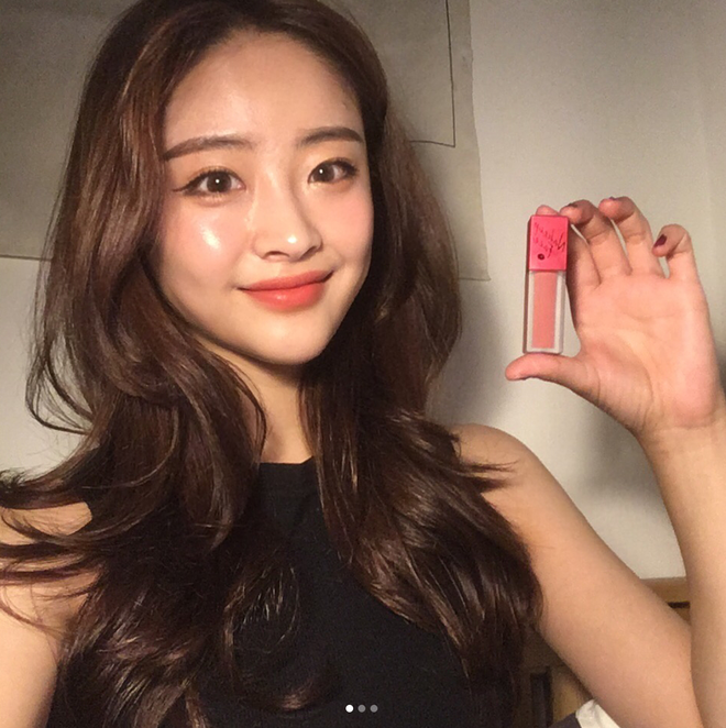Sau son đỏ 3CE thì con gái Hàn lại mê tít 3 màu son mới của Nakeup Face - Ảnh 3.