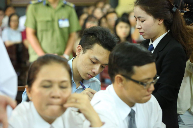 Thùy Dung: Sau khi phẫu thuật thẩm mỹ, Nga muốn chia tay nên anh Mỹ đòi lại 16,5 tỷ - Ảnh 29.