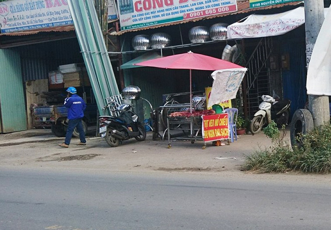  Thực hư chuyện thịt heo 100.000/3kg b&aacute;n tr&agrave;n lan khắp lề đường S&agrave;i G&ograve;n - Ảnh 3.