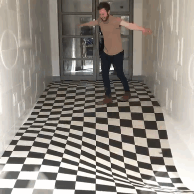 Đỉnh cao sáng tạo: dùng ảo ảnh để ngăn người ta chạy trong hành lang - Ảnh 3.