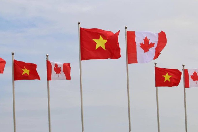 Chuyên cơ chở Thủ tướng Canada Justin Trudeau tới Hà Nội - Ảnh 4. Chuyên cơ chở Thủ tướng Canada Justin Trudeau tới Hà Nội - Ảnh 4.