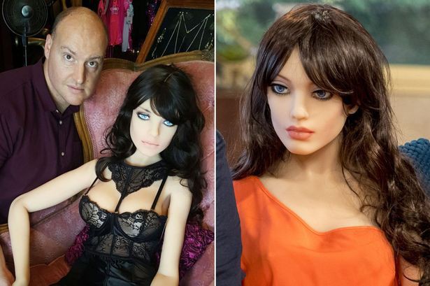 Robot Samantha được gửi đi sửa gấp sau khi bị lạm dụng tại hội chợ c&ocirc;ng nghệ - Ảnh 3.