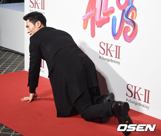 Khi dàn idol tranh giải tại MAMA, gà nhà YG đi dự sự kiện và lấn át luôn loạt mỹ nhân Kpop vì... quá xinh - Ảnh 23.