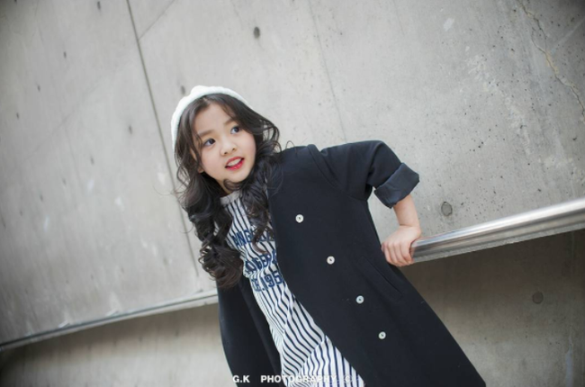 Cứ mỗi mùa Seoul Fashion Week đến, dân tình lại chỉ ngóng xem street style vừa cool vừa yêu của những fashionista nhí này - Ảnh 26.