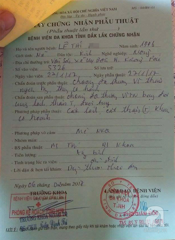 Đánh ghen ngược: Người vợ trẻ bị người tình của chồng dùng dao đâm thấu ngực đúng 30 Tết - Ảnh 4.