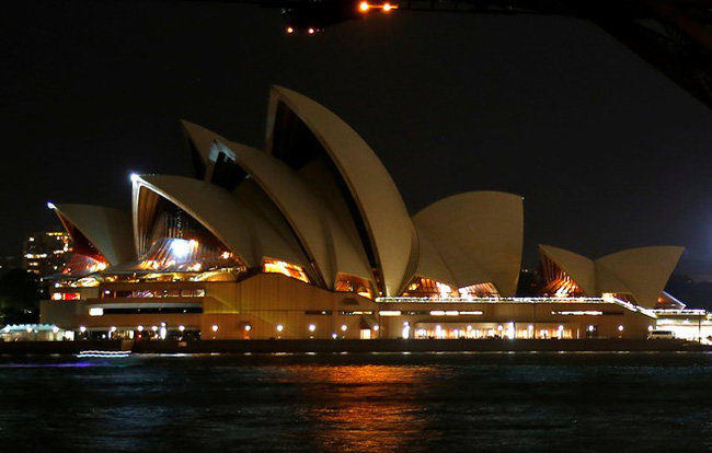 Cầu cảng Sydney tắt đ&egrave;n nh&acirc;n 10 năm Giờ Tr&aacute;i Đất - Ảnh 4.