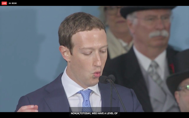 Mark Zuckerberg biểu diễn tính năng chuyển giọng nói thành văn bản để livestream diễn văn Tốt nghiệp, kết quả thì ôi thôi thảm họa không tin được - Ảnh 4.
