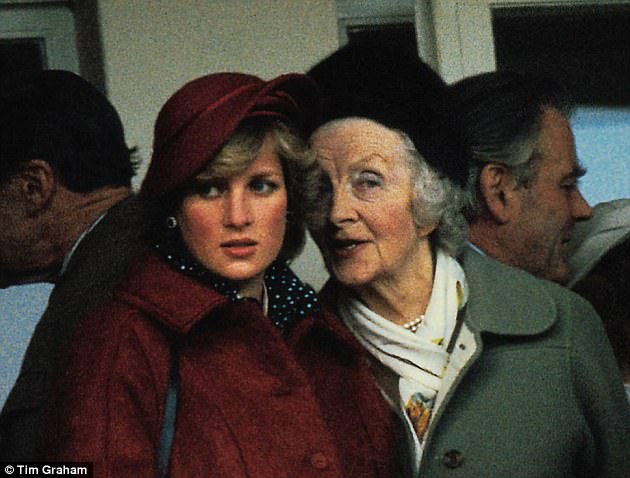 Trước khi chết, bà ngoại của Công nương Diana tiết lộ nàng có tính cách phức tạp, xin lỗi vì đã làm mối cho Charles - Ảnh 4.