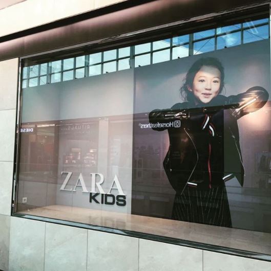  B&eacute; g&aacute;i H&agrave;n lai Mỹ, mẫu ruột của thương hiệu thời trang đ&igrave;nh đ&aacute;m Zara Kids l&agrave; ai? - Ảnh 4.