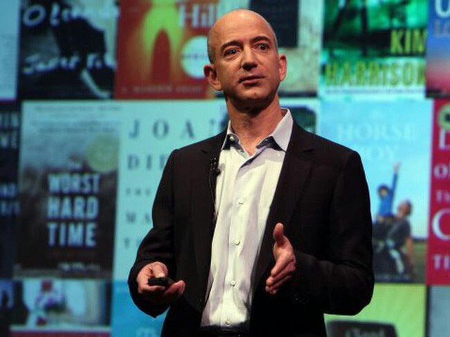 Tỷ phú Jeff Bezos: Tôi đã làm điều này ở tuổi 30 để không phải hối tiếc khi 80 tuổi - Ảnh 2.