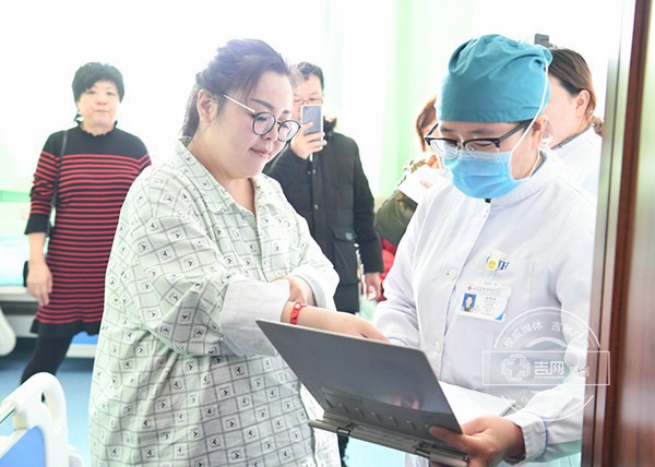 H&agrave;nh tr&igrave;nh cay đắng của người phụ nữ b&eacute;o nhất Trung Quốc: Từng nặng 244 kg vừa giảm xuống 95kg - Ảnh 4.