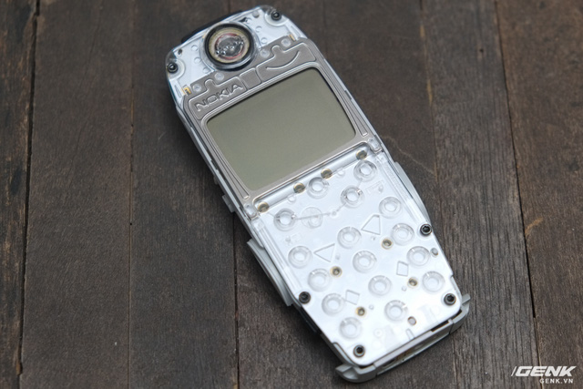 Mở hộp và trên tay chiếc Nokia 3310 đã 17 tuổi: Tấm vé quay trở về tuổi thơ - Ảnh 35.