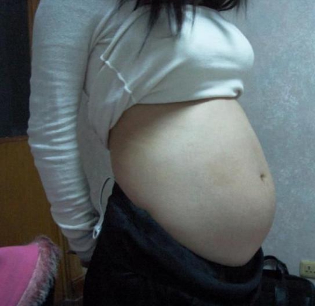 Số phận của những bé gái chưa đầy 12 tuổi phải mang thai sau khi bị hãm hiếp - Ảnh 5.