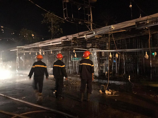 Cháy kinh hoàng ở chợ đêm Phú Quốc - Ảnh 5.