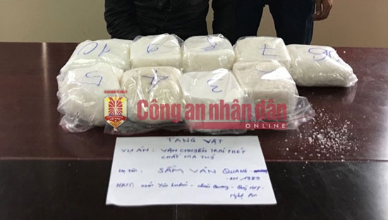 Triệt xóa đường dây ma túy cực lớn từ Nghệ An ra Hà Nội, bắt 4 đối tượng, thu giữ 10kg ma túy đá - Ảnh 5.
