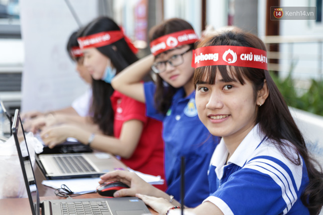 Hàng nghìn bạn trẻ Hà Nội - Sài Gòn hào hứng tham gia hiến máu nhân đạo trong ngày Chủ nhật Đỏ - Ảnh 17.