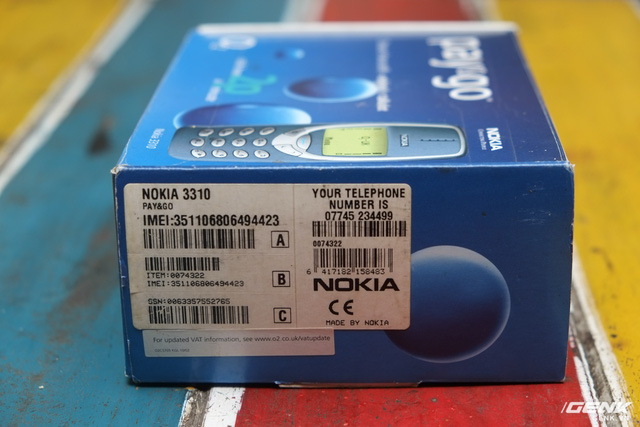 Mở hộp và trên tay chiếc Nokia 3310 đã 17 tuổi: Tấm vé quay trở về tuổi thơ - Ảnh 6.