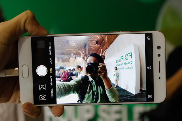 OPPO Việt Nam chính thức ra mắt F3 Plus với camera selfie kép, chú trọng chụp nhóm, giá 10,69 triệu đồng - Ảnh 6.