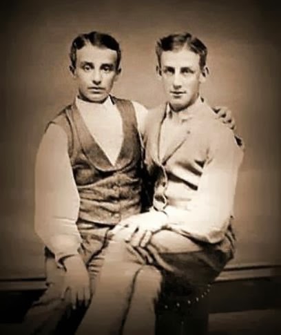 Những bức ảnh LGBT từ hàng trăm năm qua: Đồng tính chưa bao giờ là bệnh và thời nào cũng có cả - Ảnh 3.