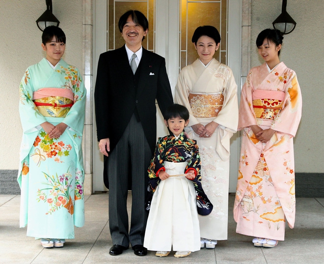 5 điều bí ẩn về Hoàng gia Nhật Bản: Chỉ có tên mà không có họ, nhiều nữ hoàng nhất thế giới - Ảnh 6.