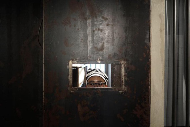  B&ecirc;n trong nh&agrave; t&ugrave; đặc biệt, phải trả tiền mới được v&agrave;o ở Bangkok - Ảnh 6.