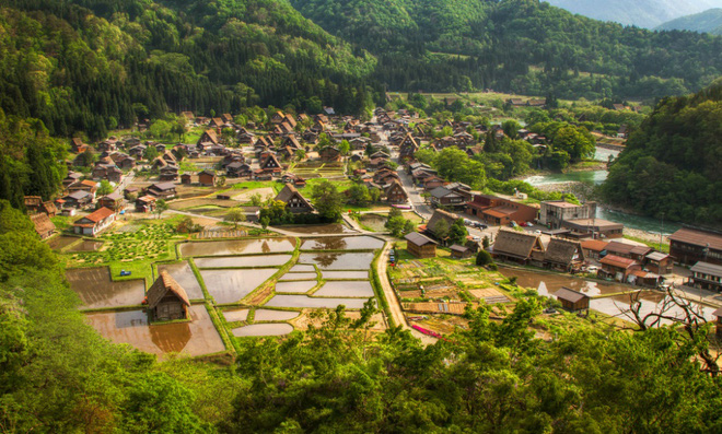 Những ngôi làng tuyệt đẹp như cổ tích ai cũng mơ ước được tới dù chỉ một lần - Ảnh 7.