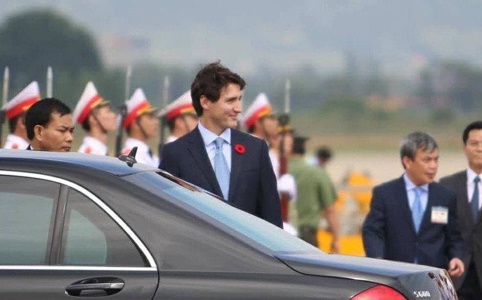 Chuyên cơ chở Thủ tướng Canada Justin Trudeau tới Hà Nội - Ảnh 8. Chuyên cơ chở Thủ tướng Canada Justin Trudeau tới Hà Nội - Ảnh 8.