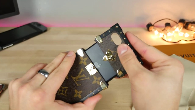 Đánh giá ốp iPhone hàng hiệu Louis Vuitton mà Hoa hậu Kỳ Duyên đang sử dụng, giá hơn 20 triệu đồng - Ảnh 17.