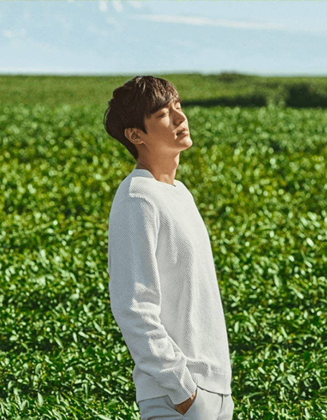 Clip: Lee Min Ho xuất hiện đẹp long lanh trong bộ ảnh cuối c&ugrave;ng trước khi nhập ngũ - Ảnh 9.